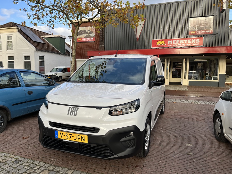 Meertens Meubelen 2.jpg